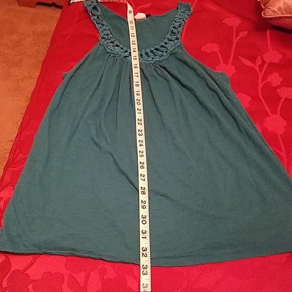 Teal Razorback Tank - Picture 8 of 9